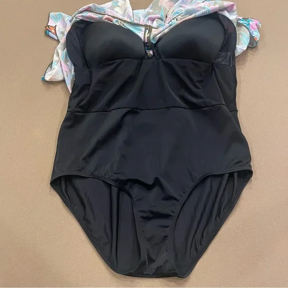 Fit 4 U Floral Swim Dress (Fit 4 Ur Thighs) Size 20W New With Tag